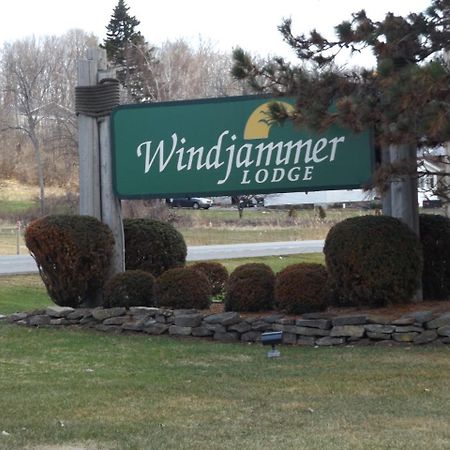אוגדנסבורג Windjammer Lodge מראה חיצוני תמונה