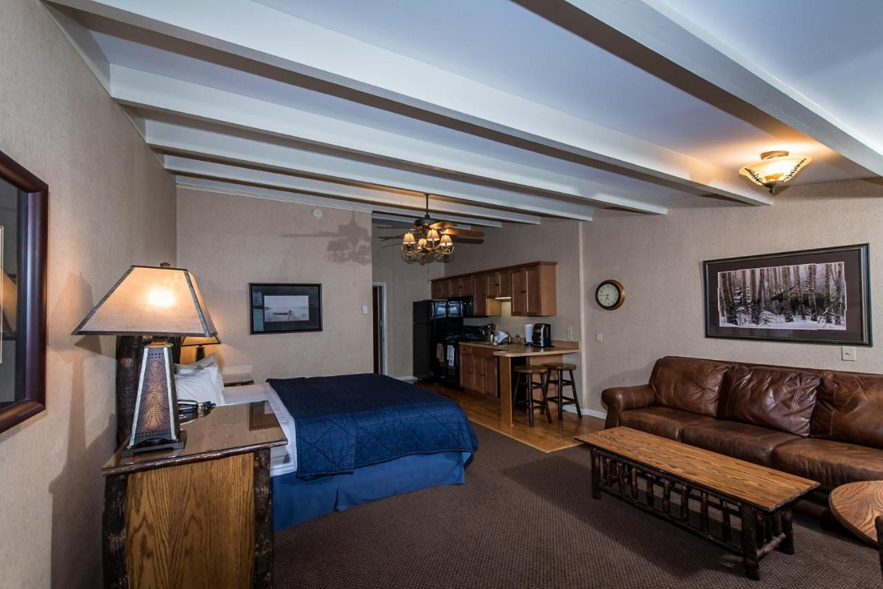 אוגדנסבורג Windjammer Lodge מראה חיצוני תמונה